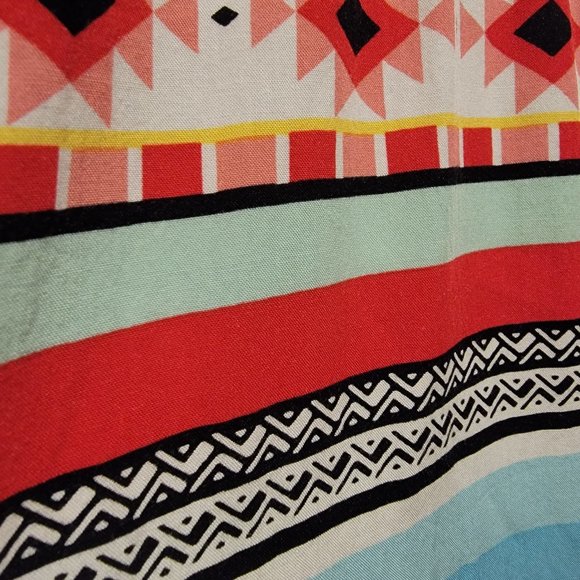 🌟Small Chances R Aztec Dress - Picture 4 of 10